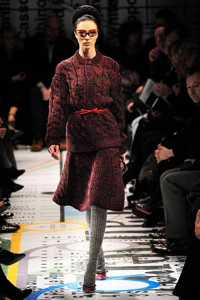 Look 25